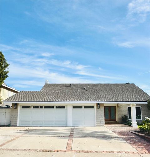 Photo of 938 Oakcrest Ave, Brea, CA 92821 (MLS # RS26088826)