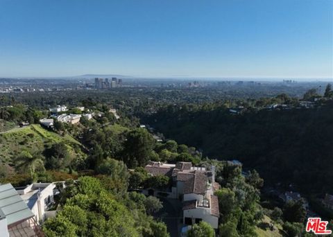 Photo of 1551 Summitridge Drive, Beverly Hills, CA 90210 (MLS # 26656901)