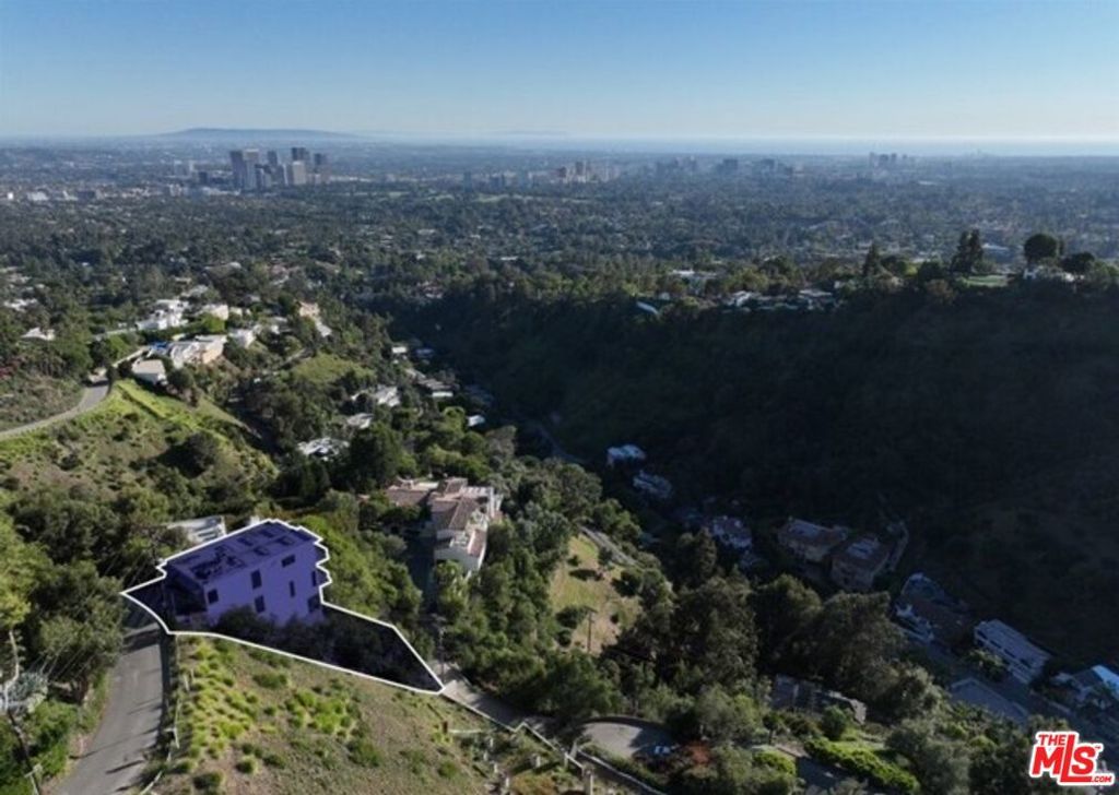 Photo of 1551 Summitridge Drive, Beverly Hills, CA 90210 (MLS # 26656901)