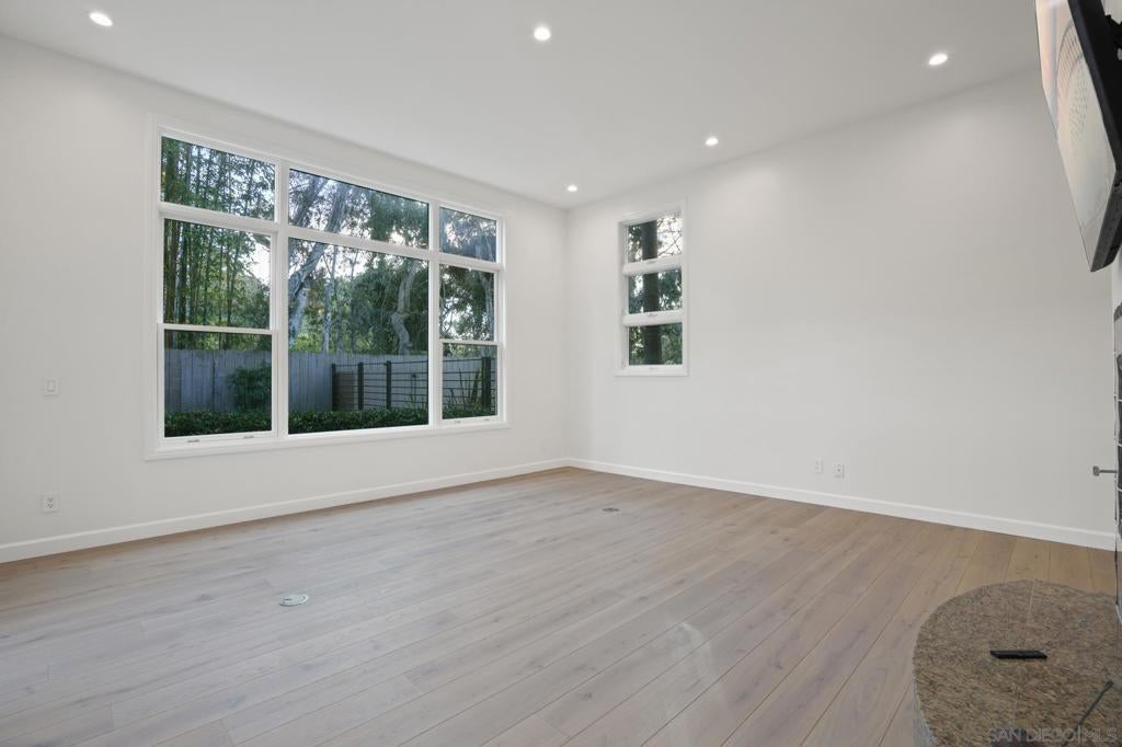 13601 Nogales Drive