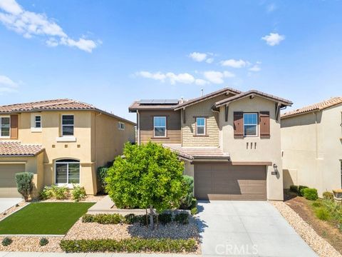 38301 Brookdale way Murrieta CA 92563