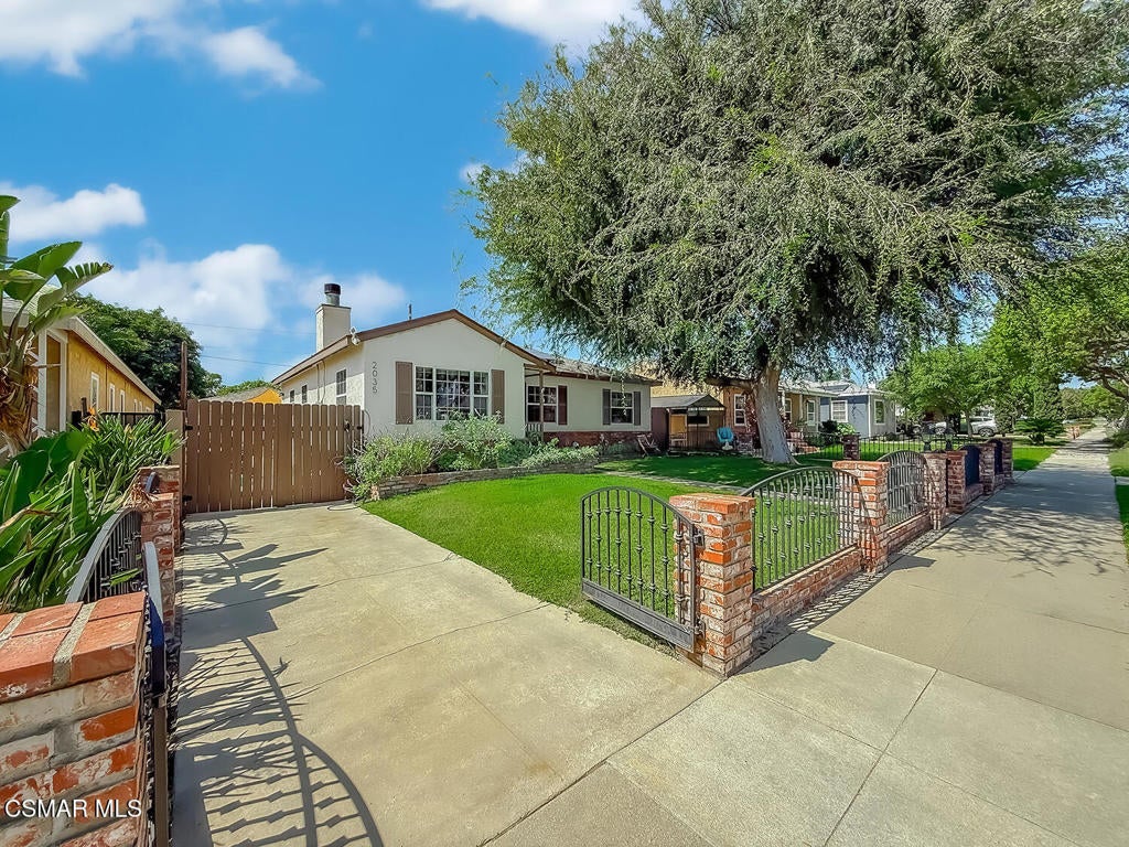 2035 N Evergreen Street