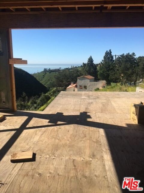 Photo of 26565 Ocean View Drive, Malibu, CA 90265 (MLS # 26843893)