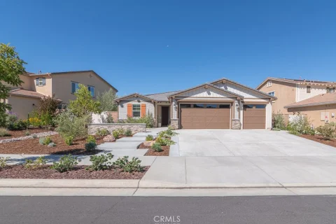 MLS: TR26216464