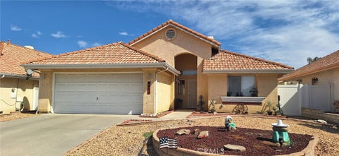 Photo of 2582 Alegre Ave, Hemet, CA 92545 (MLS # SW26189282)