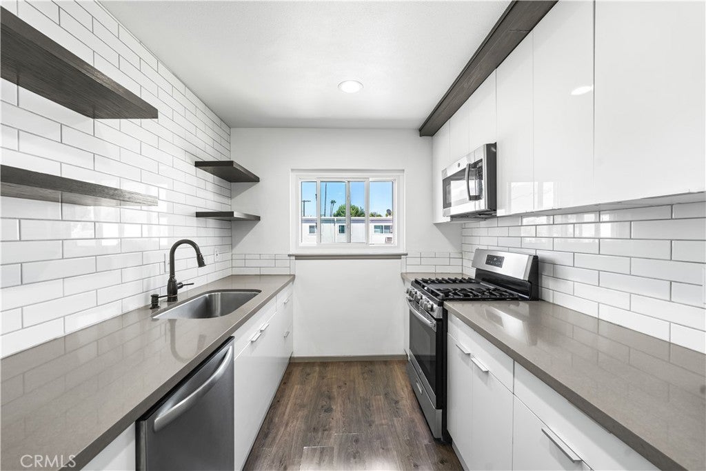 7135 Coldwater Canyon Avenue 16, North Hollywood CA 91605