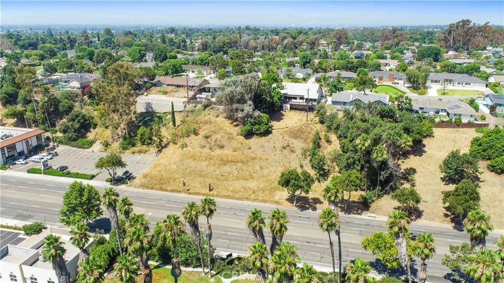 1555 North Harbor