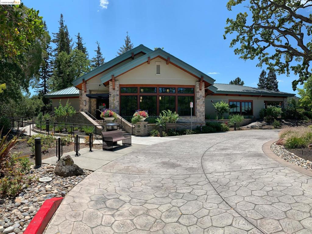 ROSSMOOR - Residential Lease