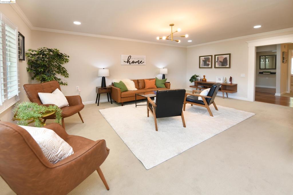 ROSSMOOR - Residential Lease