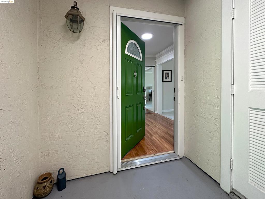 ROSSMOOR - Residential Lease