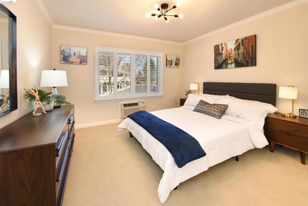 ROSSMOOR - Residential Lease