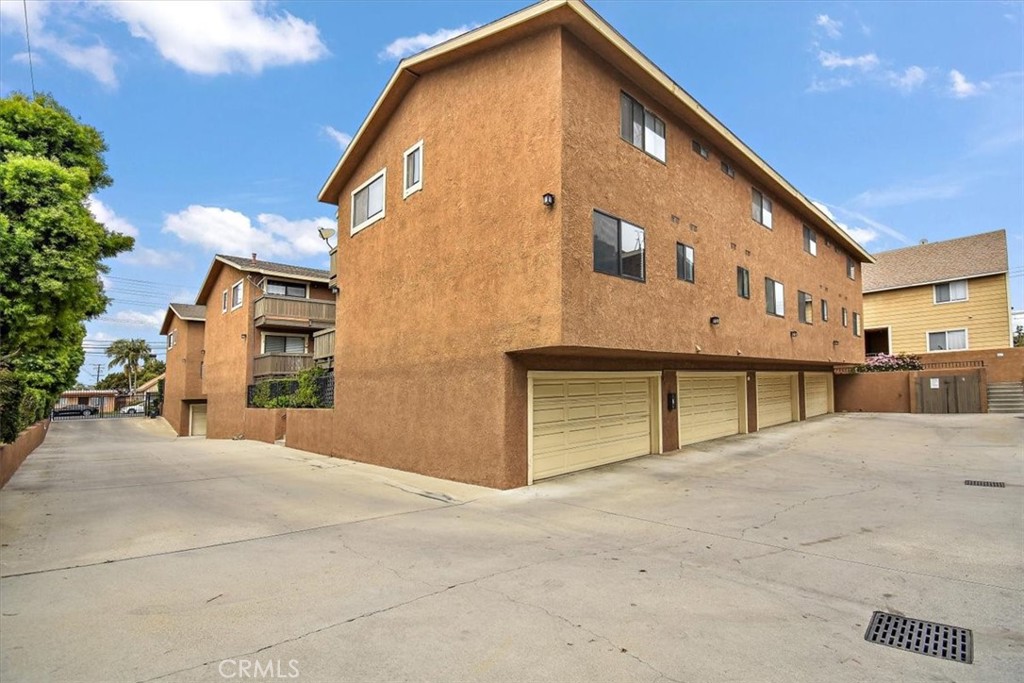 This beautifully upgraded townhome in the heart of Bellflower that perfectly blends modern elegance, comfort, and convenience. This stunning 2-bedroom, 2 & 1/2 -bathroom home offers an open, airy floor plan filled with natural light, creating a warm and inviting atmosphere from the moment you step inside. The gourmet kitchen is a chef’s dream, featuring sleek quartz countertops, stainless steel appliances, and ample cabinetry, making meal prep effortless. The spacious living room with a cozy fireplace is perfect for relaxing evenings, while the private balcony and patio provide the ideal space for morning coffee or weekend entertaining. Upstairs, two generously sized bedrooms each come with their own luxurious en-suite bathrooms, offering a private retreat for ultimate comfort. Additional perks include in-unit laundry, secure gated entry, and assigned parking for added convenience and peace of mind.
Located in a prime Bellflower neighborhood, this home is just minutes from major freeways, shopping, dining, and top-rated schools, making it perfect for commuters and families alike. Enjoy the best of both worlds with nearby parks and recreational areas, offering a refreshing balance between city living and outdoor leisure. This home is move-in ready and waiting for you—don’t miss out on this incredible opportunity!