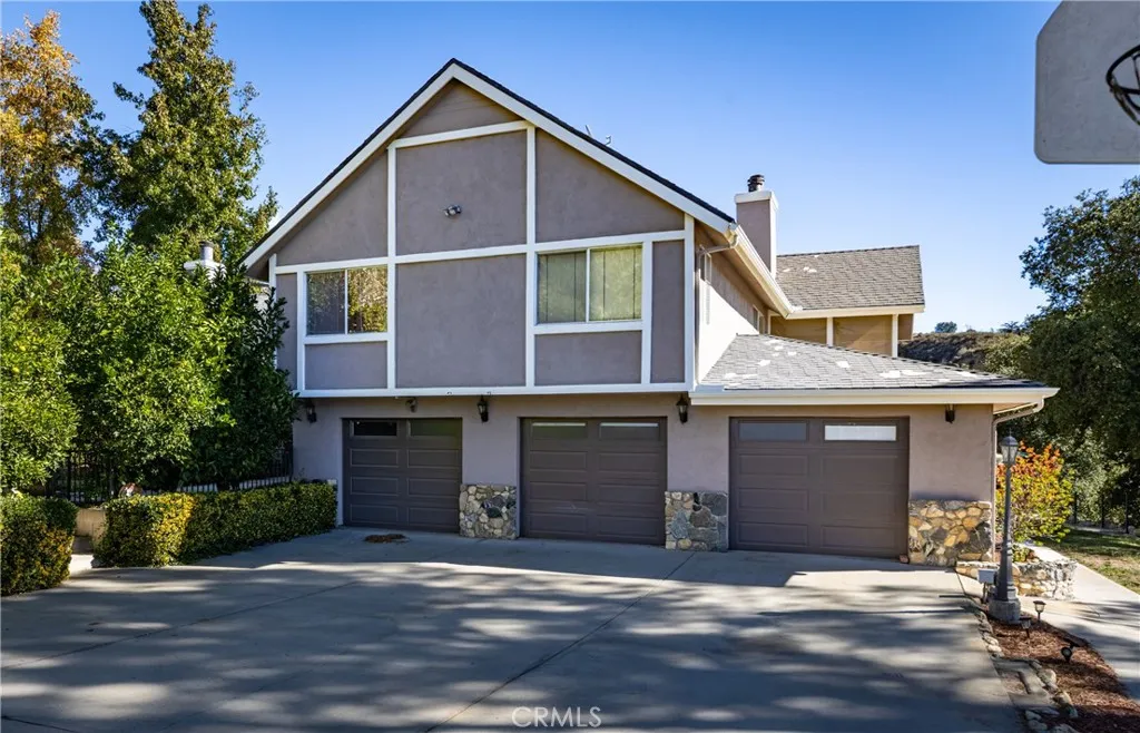 Cherry Valley, California 92223, United States, 4 Bedrooms Bedrooms, ,3 BathroomsBathrooms,Residential,Active,237508