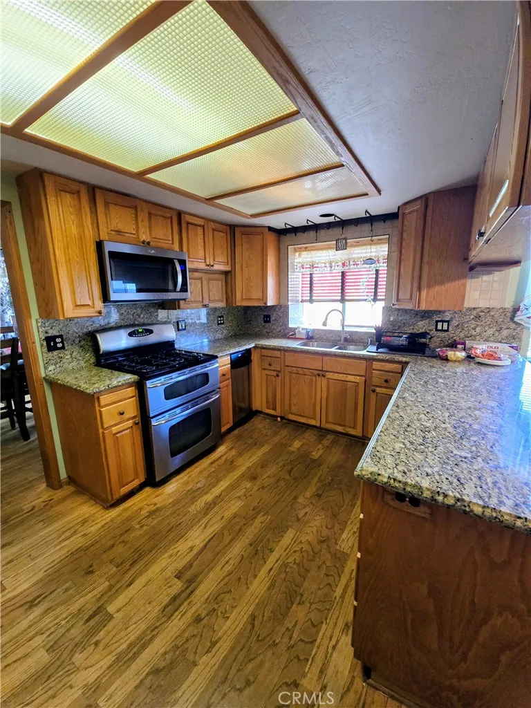 Cherry Valley, California 92223, United States, 4 Bedrooms Bedrooms, ,3 BathroomsBathrooms,Residential,Active,237508