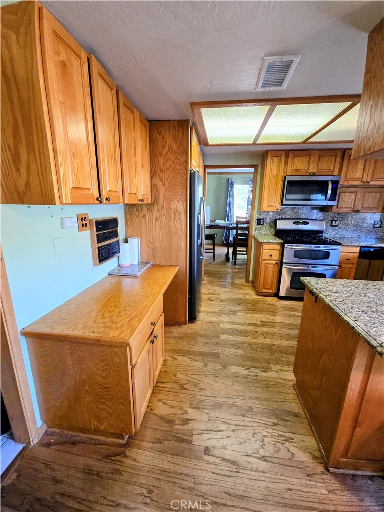 Cherry Valley, California 92223, United States, 4 Bedrooms Bedrooms, ,3 BathroomsBathrooms,Residential,Active,237508