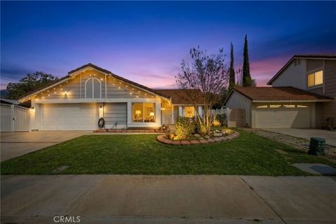 Photo of 301 Oleander Dr, San Jacinto, CA 92582 (MLS # PW26055391)