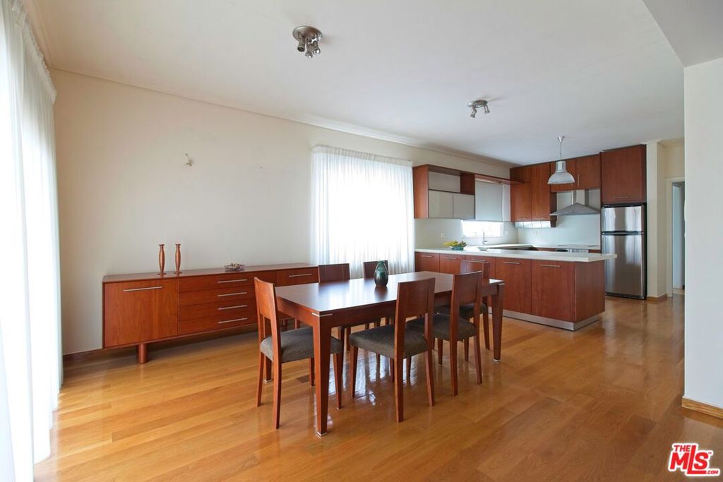 31 Miaouli, Glyfada, Greece