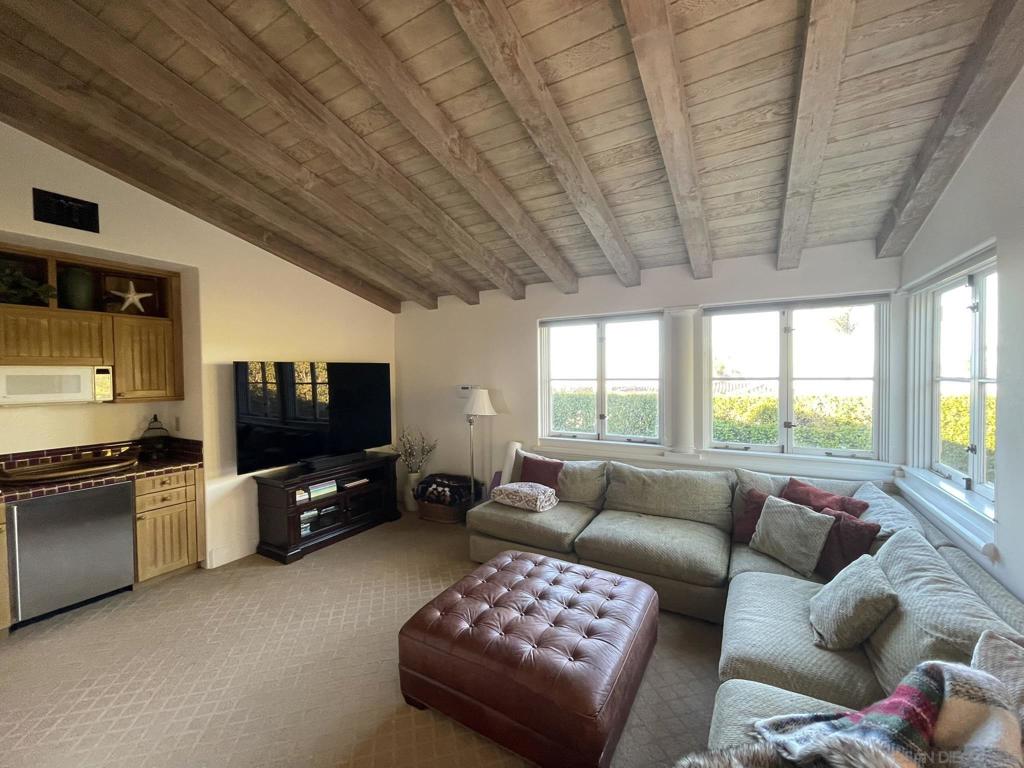 La Jolla - Residential Lease