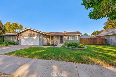 Photo of 3156 Nottingham AVE, Merced, CA 95340 (MLS # MC26226975)