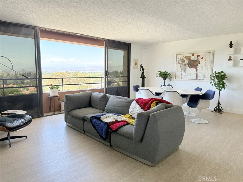 24055 Paseo Del Lago 605