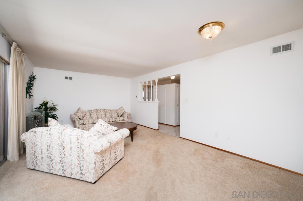 4351 Mount Hukee