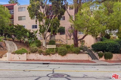 Photo of 2940 N Verdugo Road #305, Glendale, CA 91208 (MLS # 26834747)