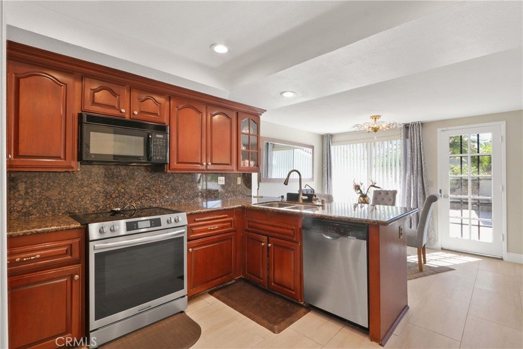 61 W Yale Loop, Irvine CA 92604 - Photo 15
