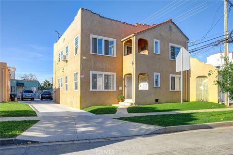 Photo of 4756 Edgewood, Los Angeles, CA 90019 (MLS # CV26060680)