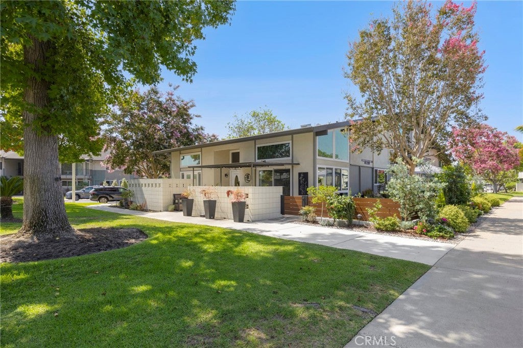 1891 McKinney Way M15 26C