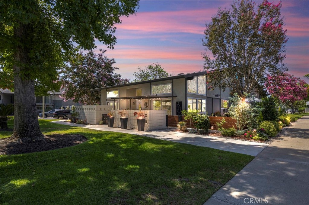 1891 McKinney Way M15 26C