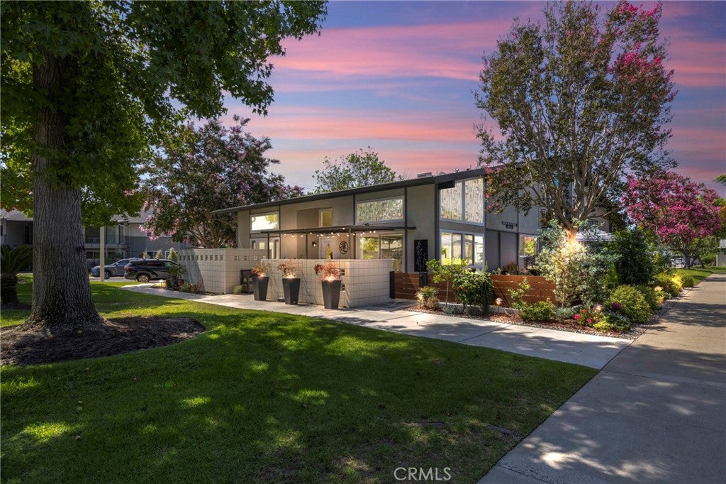1891 McKinney Way M15 26C