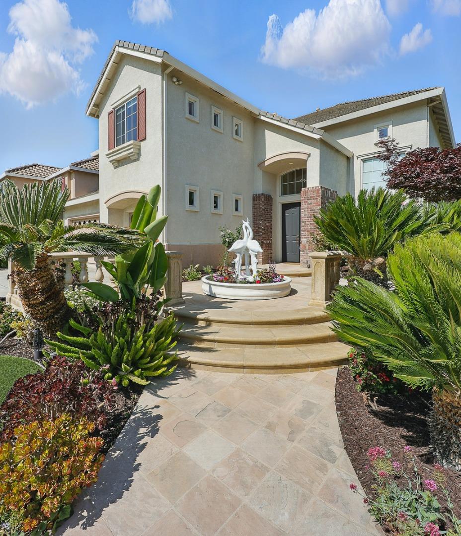 4038 Emerald Isle Lane