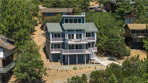 Photo of 43866 Mendocino DR, Big Bear Lake, CA 92315 (MLS # IG26139871)