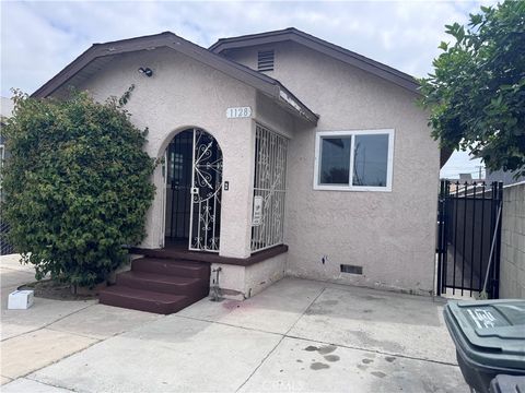 Photo of 1128 Clela AVE, Los Angeles, CA 90022 (MLS # PW26104945)