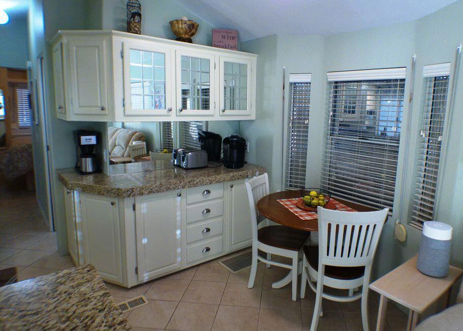 Rancho Casa Blanca - Manufactured In Park