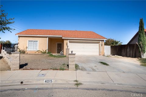 Photo of 4015 Triton, Palmdale, CA 93552 (MLS # SR25258833)