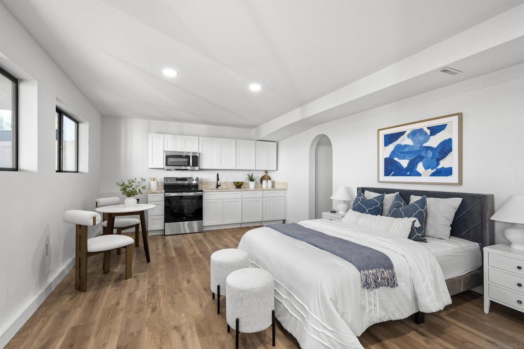 Pacific Beach - Residential
