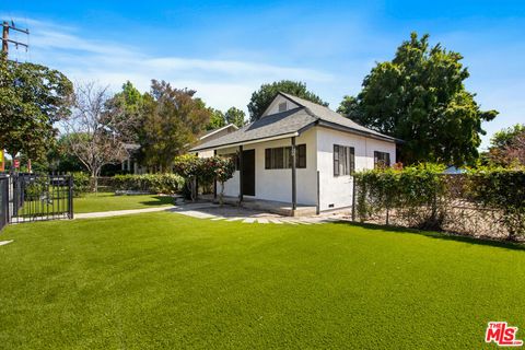 Photo of 520 E Lime Avenue, Monrovia, CA 91016 (MLS # 26666115)