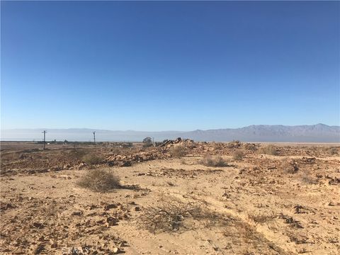 Photo of 0 Sandstone Terrace, Niland, CA 92257 (MLS # IG25148629)