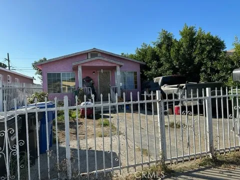 220 W 101st Street, Los Angeles, CA 90003 - MLS#: CV25103036