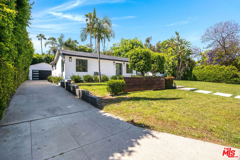 14806 Greenleaf Street
