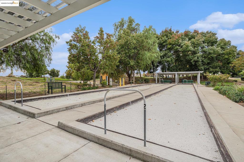 SUMMERSET 3 - Residential