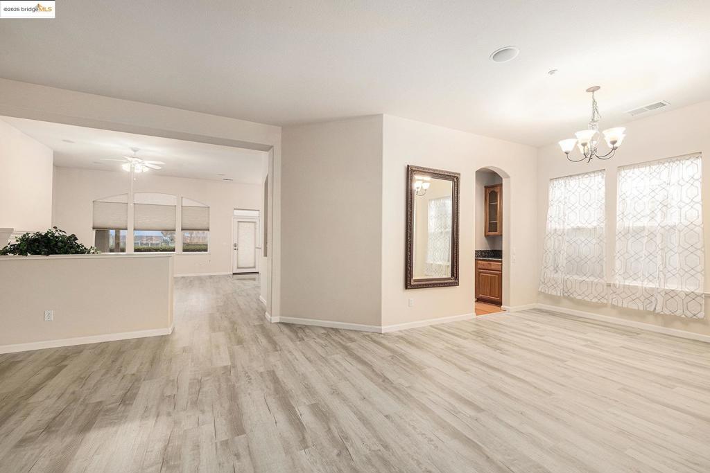 SUMMERSET 3 - Residential