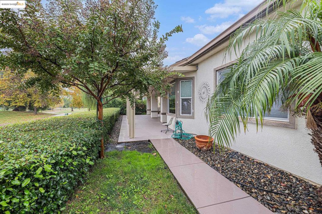 SUMMERSET 3 - Residential