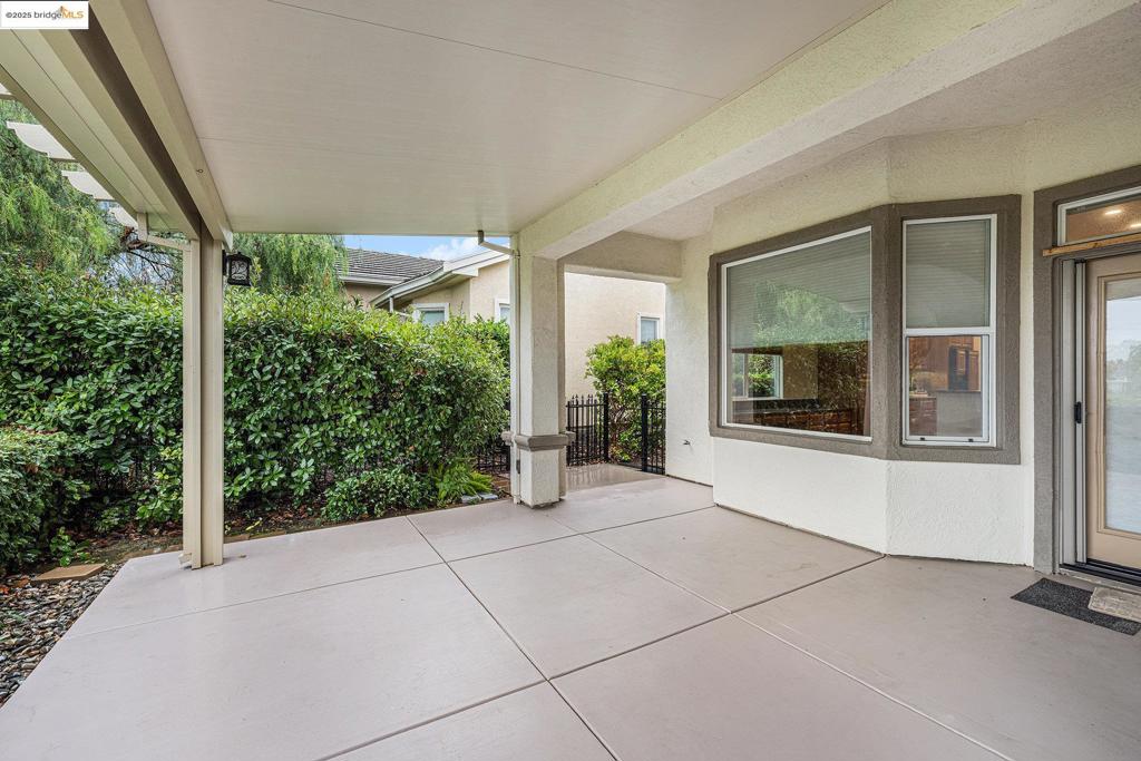 SUMMERSET 3 - Residential