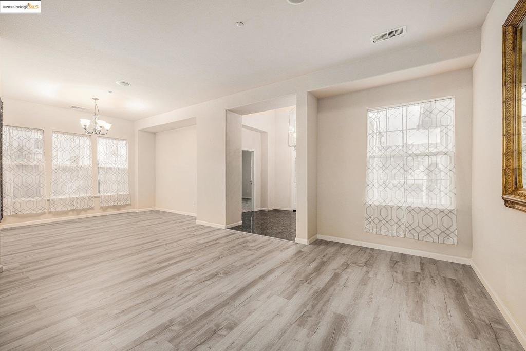 SUMMERSET 3 - Residential