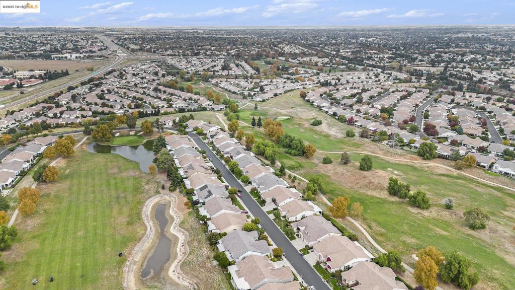 SUMMERSET 3 - Residential