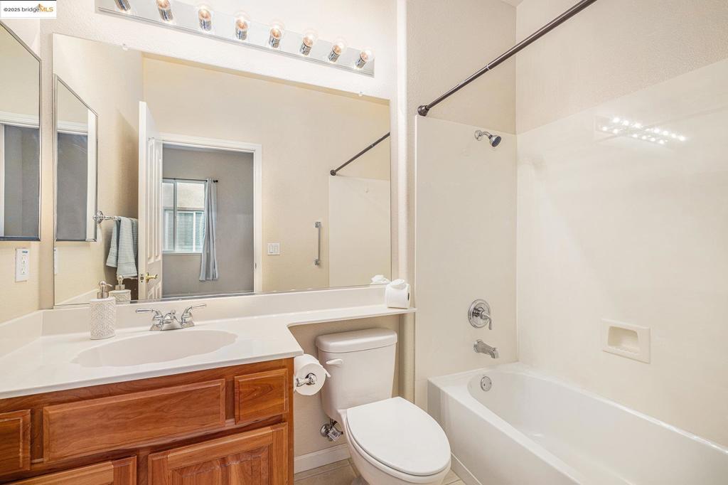 SUMMERSET 3 - Residential