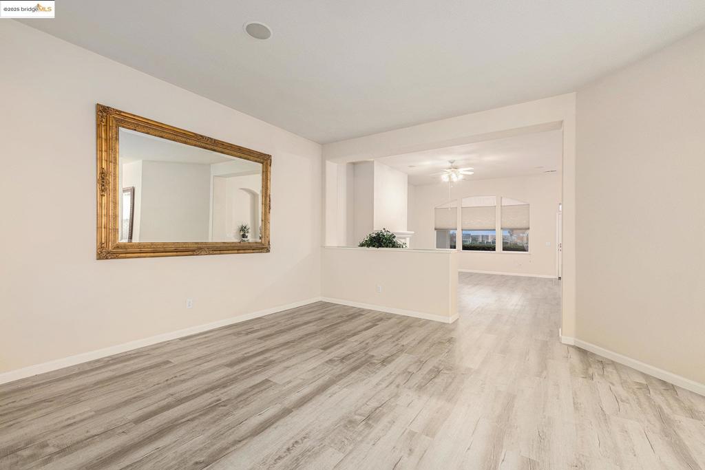 SUMMERSET 3 - Residential