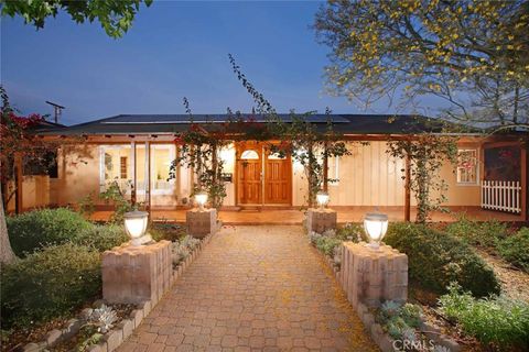 Photo of 1410 Grandview Avenue, Glendale, CA 91201 (MLS # GD26087091)